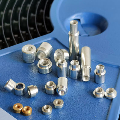 Miếng đệm thép SMT Loại gắn vít M3.0 Đinh tán bằng thép PCB có ren bên trong