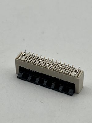 Cưỡng lại điện áp 500V AC / Minute Male Fpc Connector Backflip Bottom Contact Zif Smd Type Fpc Ffc Socket Connector 0.5 Pitch